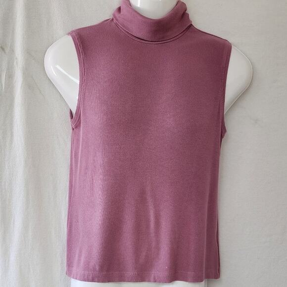 White Stag Tops - White Stag Vintage Lavender Stretchy Sleeveless Turtleneck Women's Size Small